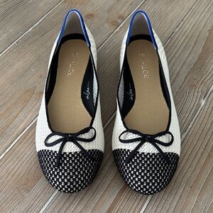 NEW Rothy's Cap toe ballet flat